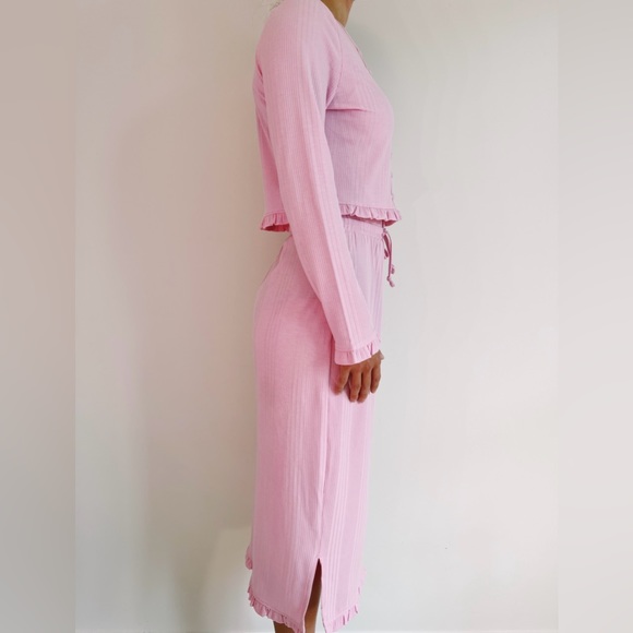 Pink Midi Skirt Set - LINK IN BIO ONLINE SHOP - Picture 3 of 4